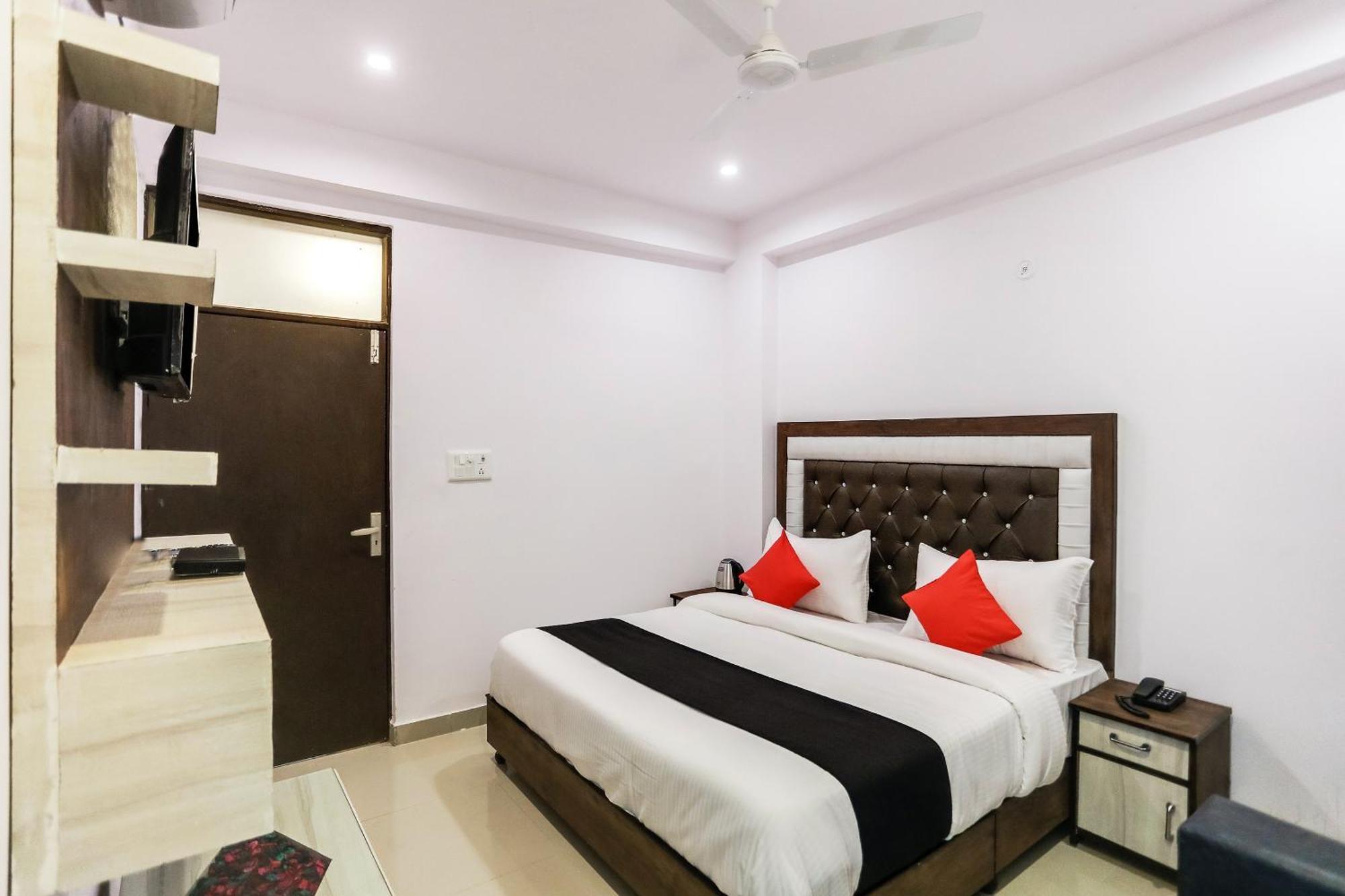 Hotel O Golden Stone Ghaziabad Εξωτερικό φωτογραφία